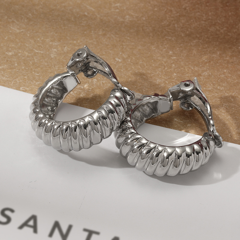 Stainless Steel Croissant Chun - огляд і ціна Body Jewelry Hypoallergenic